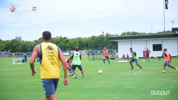 Vasco train ahead of the match against Defensa y Justicia